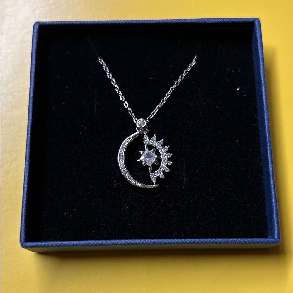 S925 moon and sun necklace